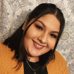 Meet your Posher, Lidia